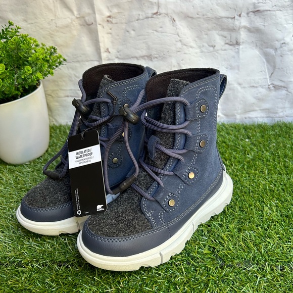 Sorel Kids' Explorer WaterproofLace-up Boot In India Ink/ Moonstone size 10 new